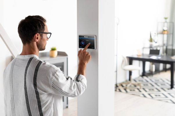 Integrating Home Automation Devices with Commercial Security Providers: Enhancing Safety and Efficiency